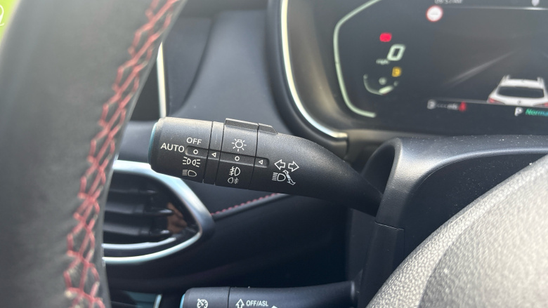 MG Hs 1.5 T-GDI Exclusive 5dr DCT Petrol Hatchback